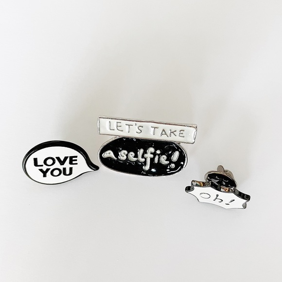 Pin Set - Picture 4 of 5